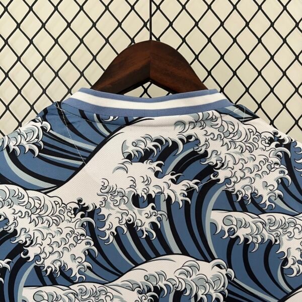 Camiseta Edición Especial Ola Japón 2024