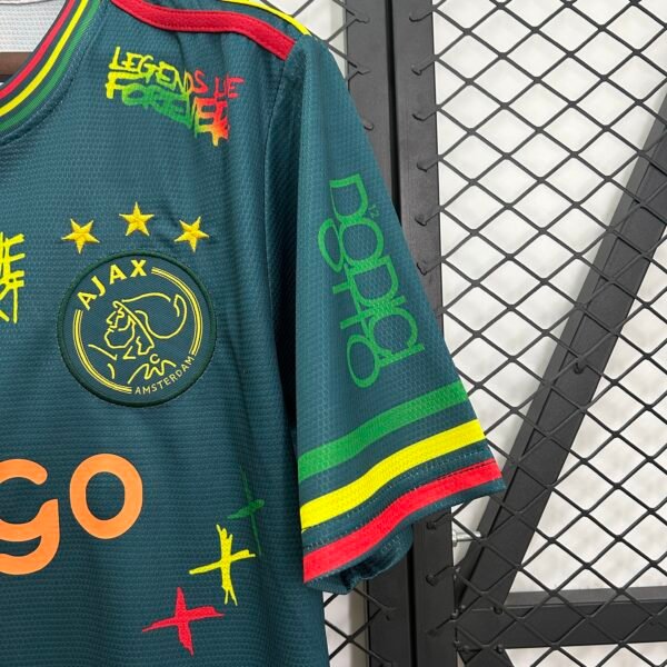 Camiseta Edición Especial Ajax x Bob Marley 25/26 Verde